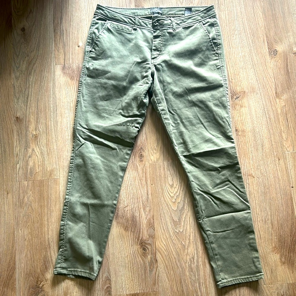 Women’s Pants